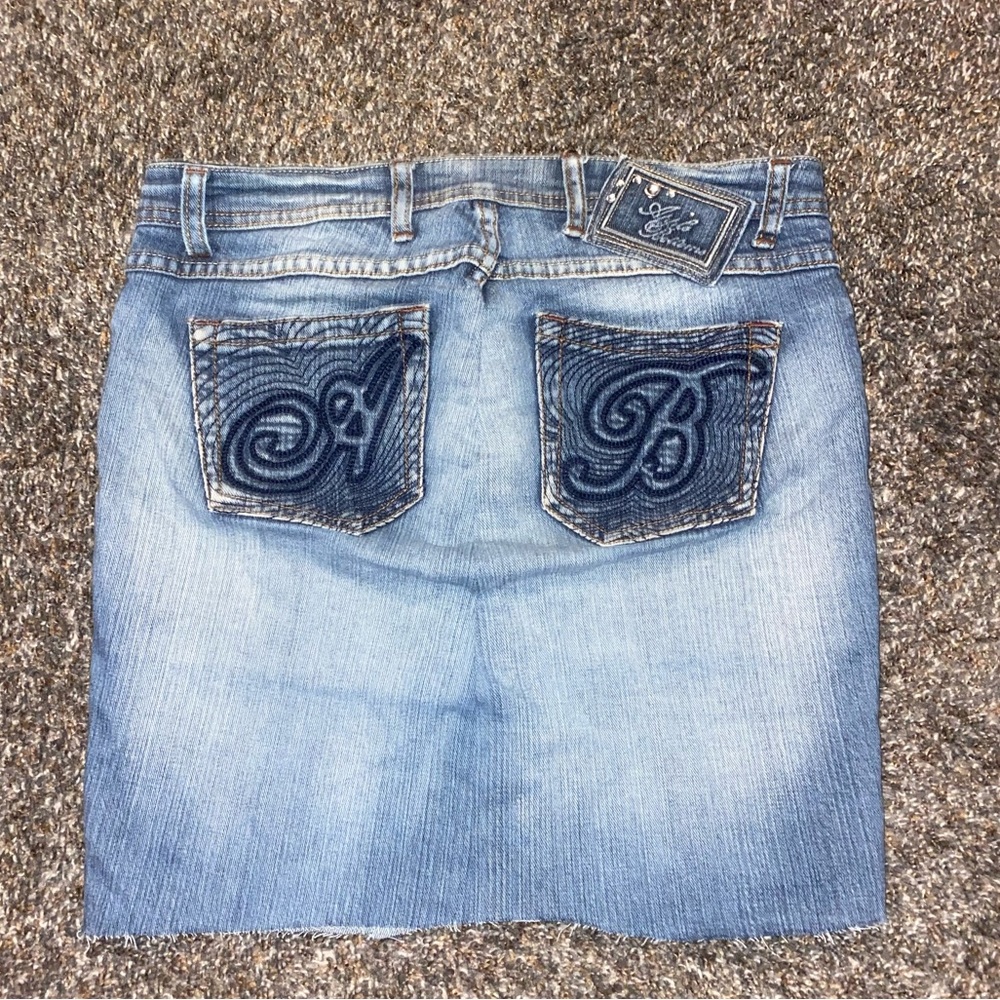 APPLE BOTTOMS VINTAGE MINI SKIRT